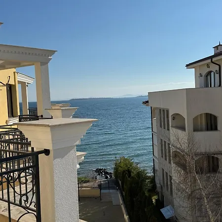 アパート Horizon 31 'а' *